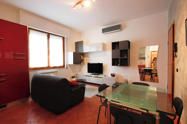 Others 4, Pratovecchio Suite, Florence