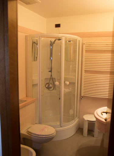 Bathroom 5, Hotel Piroga Padova, Padua
