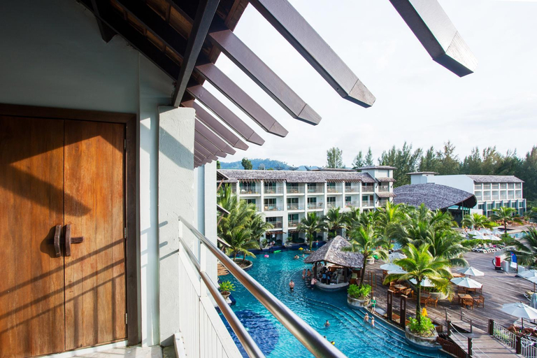 Swimming Pool 9