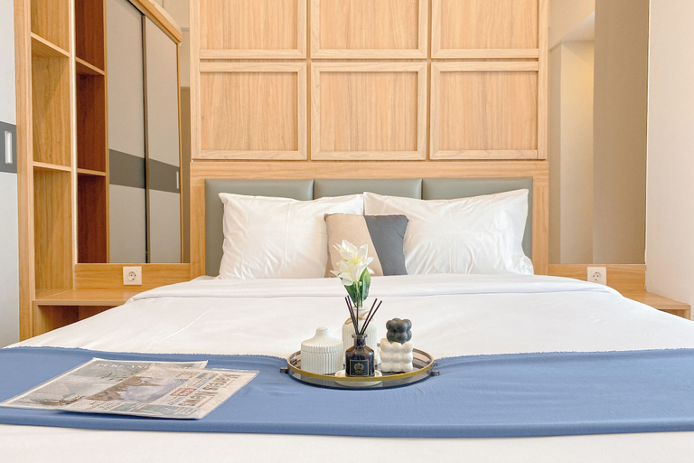 Bedroom 3, Comfy And Modern 1Br At Vasanta Innopark Apartment, Cikarang