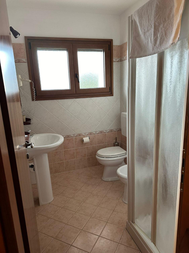 Bathroom 8