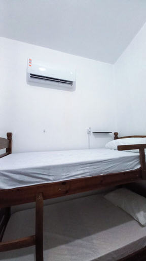 Bedroom 2, Yolo Hostel, João Pessoa