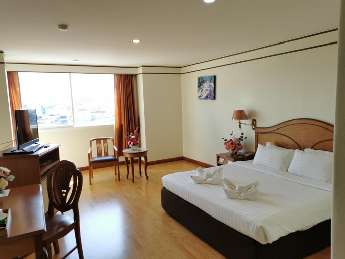 Bedroom 9