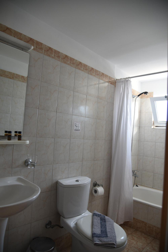 Bathroom 5, Marine Congo Hotel, South Aegean