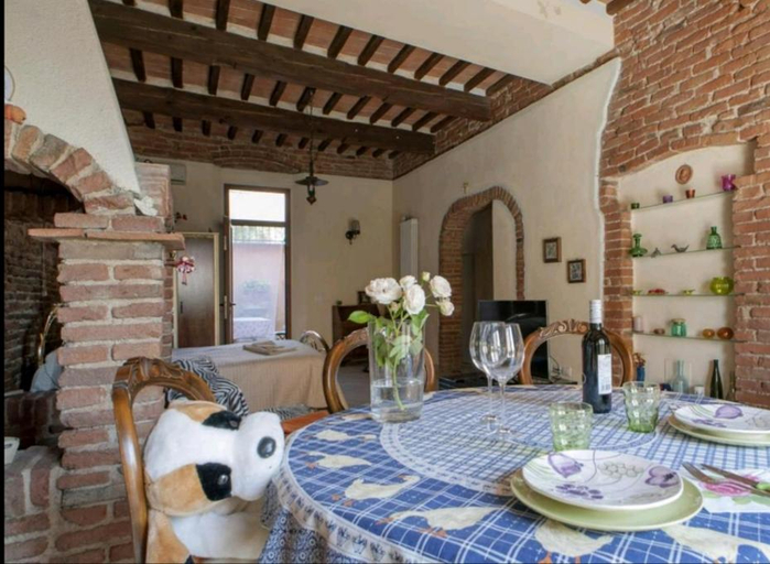 Dining Room 4, Taverna rustica in Toscana, Florence