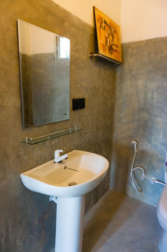 Bathroom 3, Mountain Relax Inn, Weligama