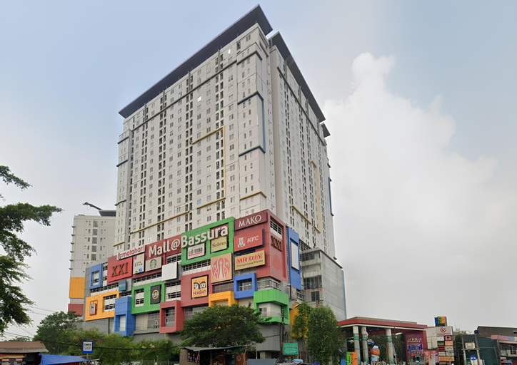 Simple 2 bedroom above mall bassura / Netflix, East Jakarta