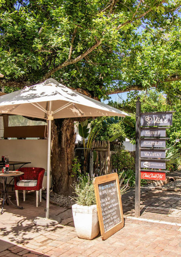 Food & Drinks 4, Via's Guesthouse, Overberg