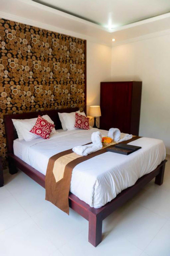 Bedroom 18
