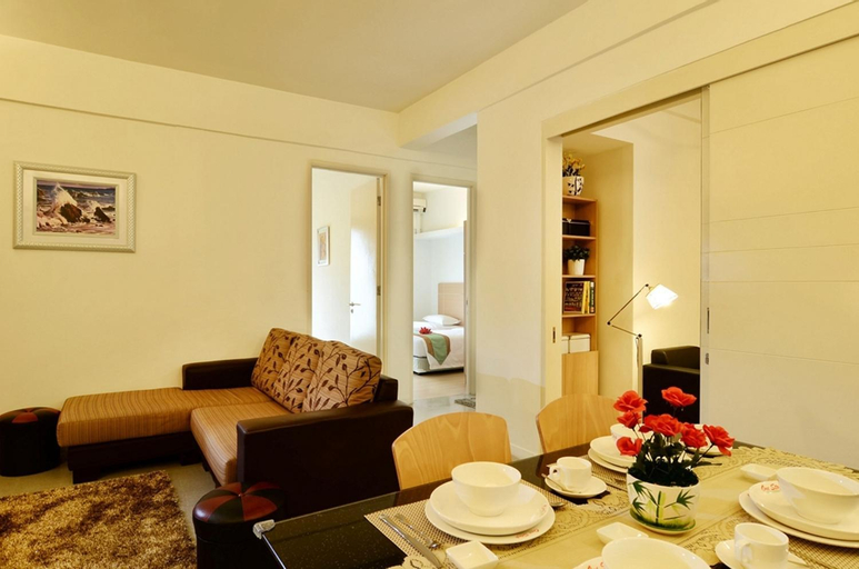 Dining Room 7