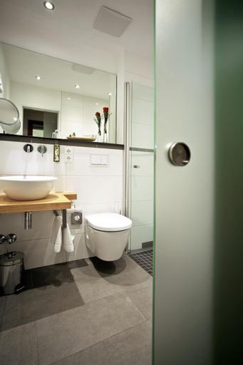 Bathroom 8