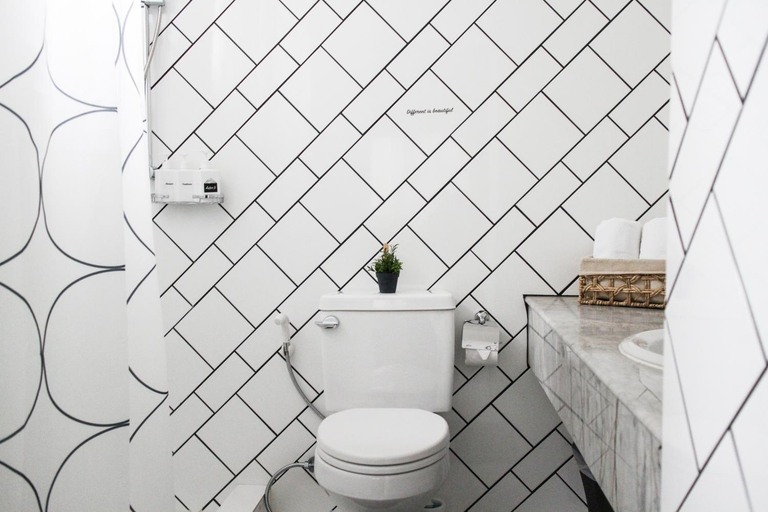 Bathroom, Aster 9 House, Wattana