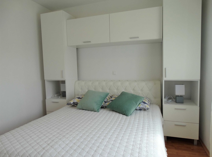Bedroom 2, Shimmering Sea Apartment With Sea View and Balcony, Crikvenica