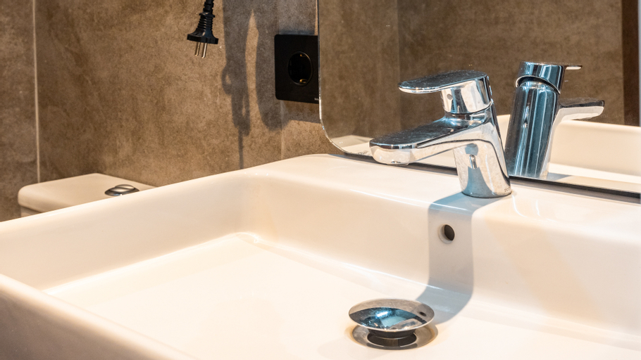 Bathroom 4