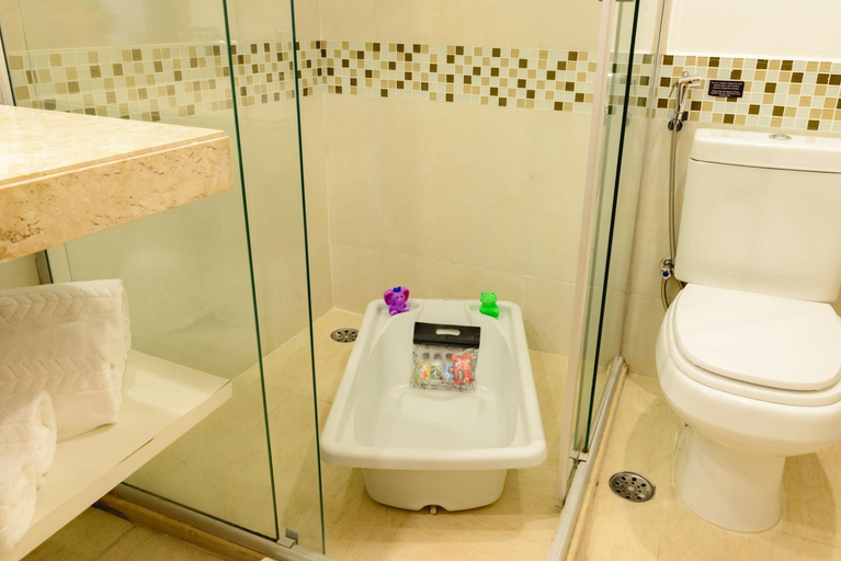 Bathroom 5, Comfort Suites Alphaville, Barueri