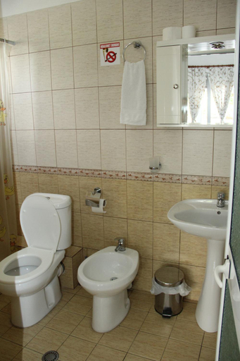 Bathroom 3, Hotel Italia, Tirana