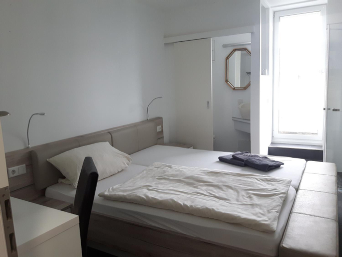 Bedroom 13