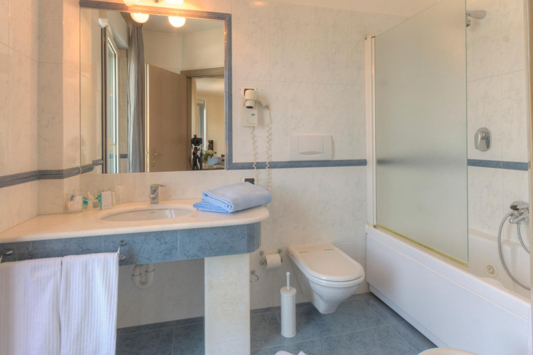 Bathroom 3, Hotel Il Timone, Fermo