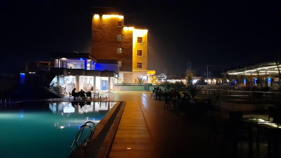 Sport & Beauty 3, Maxbe Continental Hotel , AwkaSout