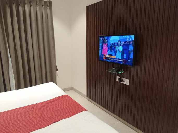 Bedroom 2, Hotel Rajshree, Ahmadnagar