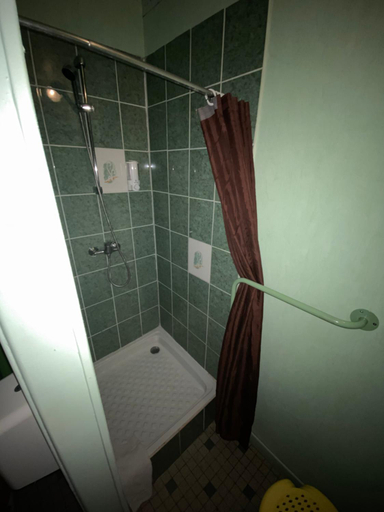 Bathroom 4