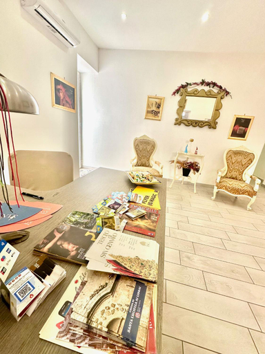 Bedroom, Gloves Rooms, Napoli
