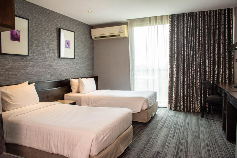Bedroom 12