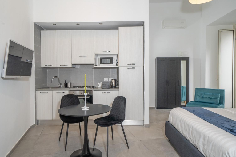 Others 5, Bovio Boutique Studio Apartment, Napoli