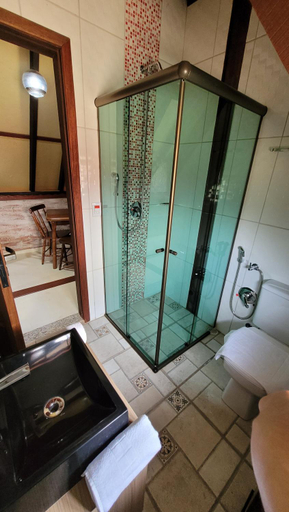 Bathroom, Das SteinHaus, Extrema