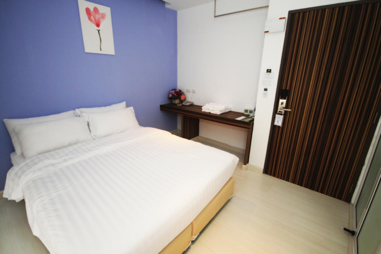 Bedroom 16