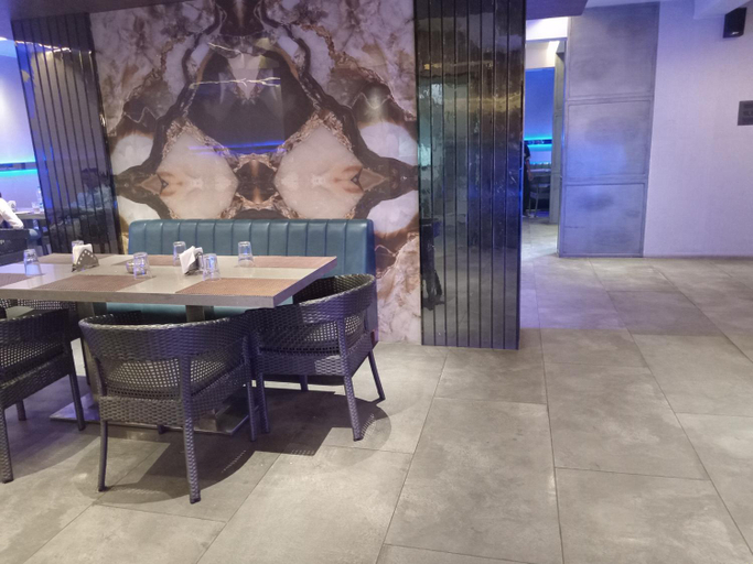 Food & Drinks 4, Hotel Rajshree, Ahmadnagar