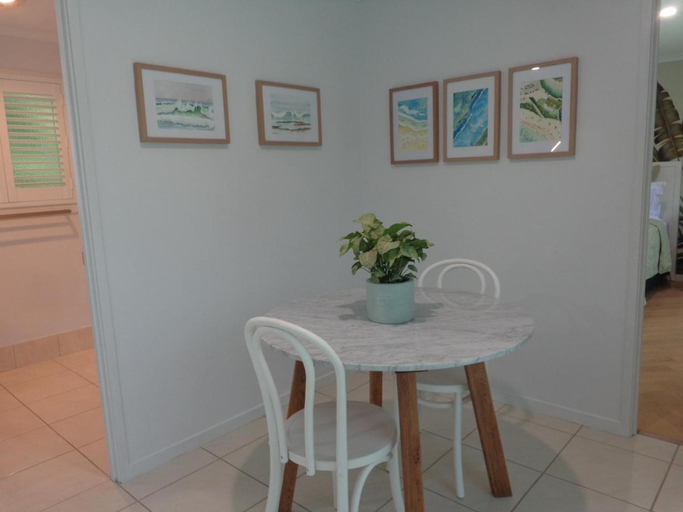 Dining Room 4