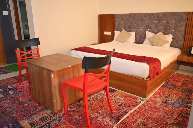 Bedroom 2, Dhurva Hotel and Resort, Garhwal