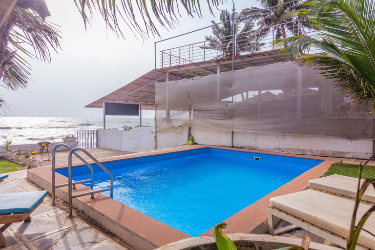 Sport & Beauty 3, Beach front villa Myconos, North Goa
