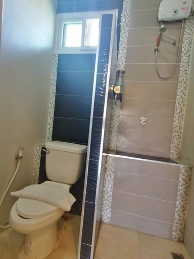 Bathroom 5, Baan Kaew Ruen Kwan, Pattaya