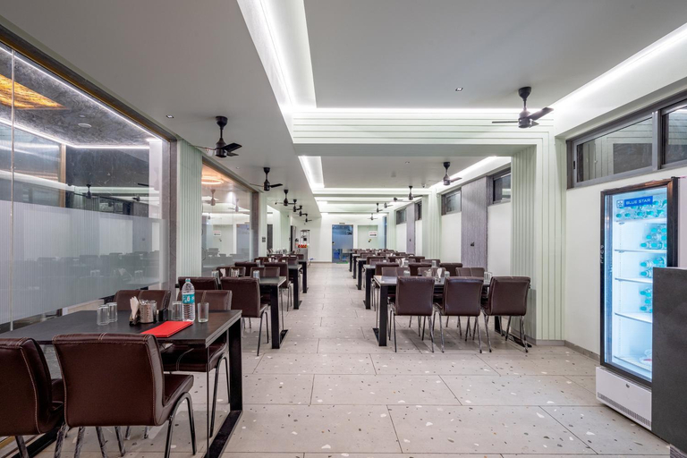Food & Drinks 5, Hotel Darshan Executive, Osmanabad