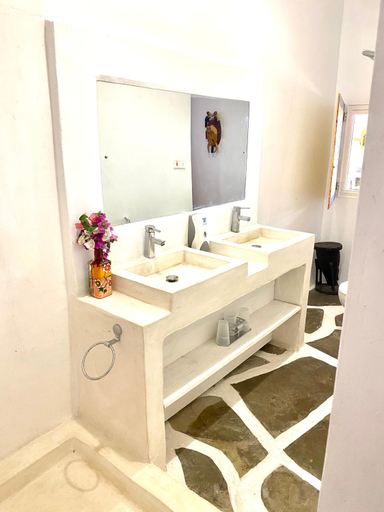 Bathroom 3, Luwa Beach&Suits, Kilifi North