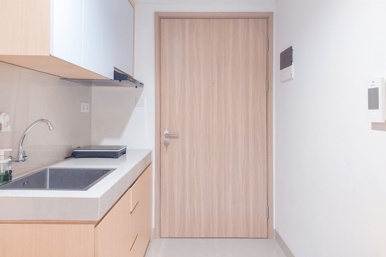 Others 4, Modern Look 1Br Without Living Room At Bintaro Embarcadero Apartment, Tangerang Selatan