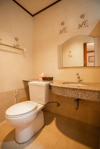 Bathroom 9