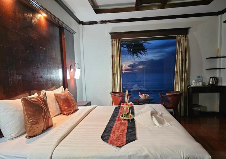 Bedroom 13