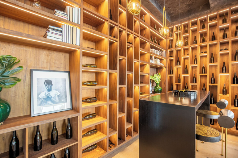 Food & Drinks, Somera Masterpiece, Los Angeles