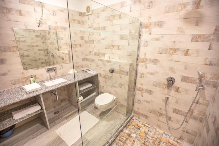 Bathroom, The Radha Ashok Hotel, Mathura