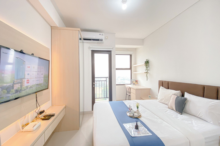 Warm And Relax Studio Apartment Transpark Cibubur, Depok