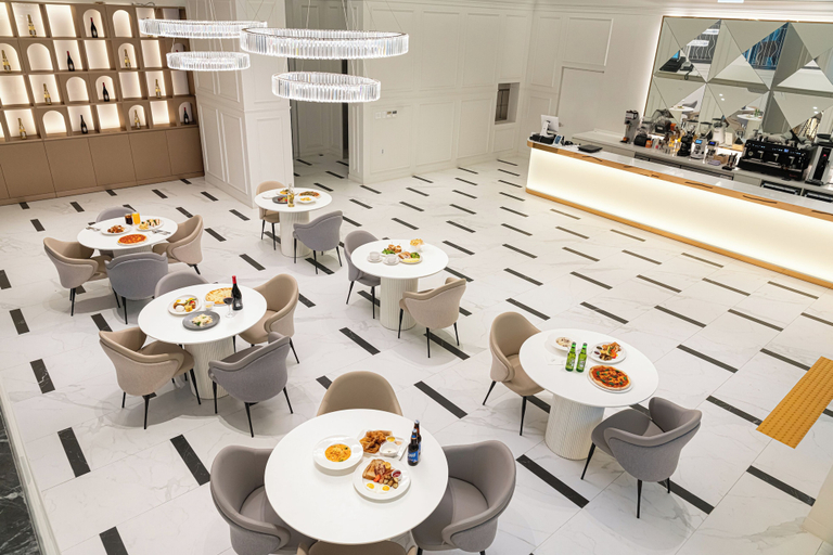 Food & Drinks 4, The Gleam Hotel, Namdong
