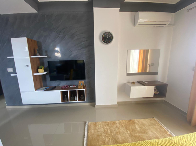 Others 4, Best Apartment, Pogradecit