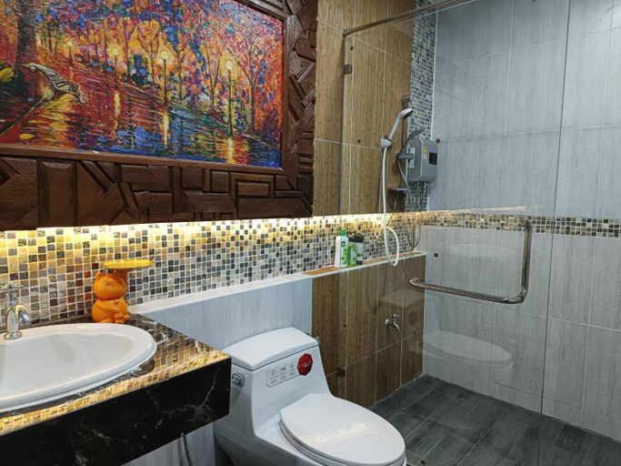 Bathroom 3, Tasana Garden Saraphi, Saraphi