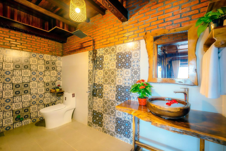 Bathroom 2, Eco Wooden villa Hoi An, Da Nang