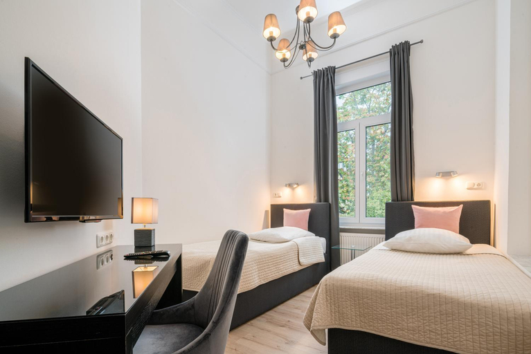 Bedroom 9