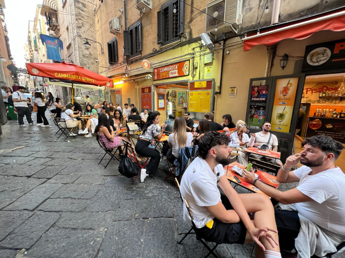 Food & Drinks 2, NAPOLI VIBES Rooms, Napoli