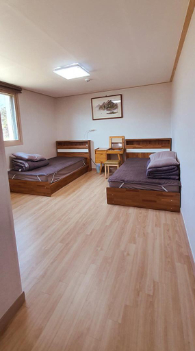 Bedroom 2, Guesthouse Gilson, Goseong